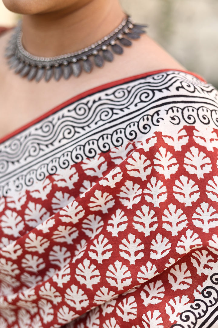 Mahroon Mulmul Cotton Hand-block Print Saree with Blouse Piece
