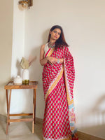 Load image into Gallery viewer, Women In Red - Mulmul Cotton Saree For Women With Blouse Piece
