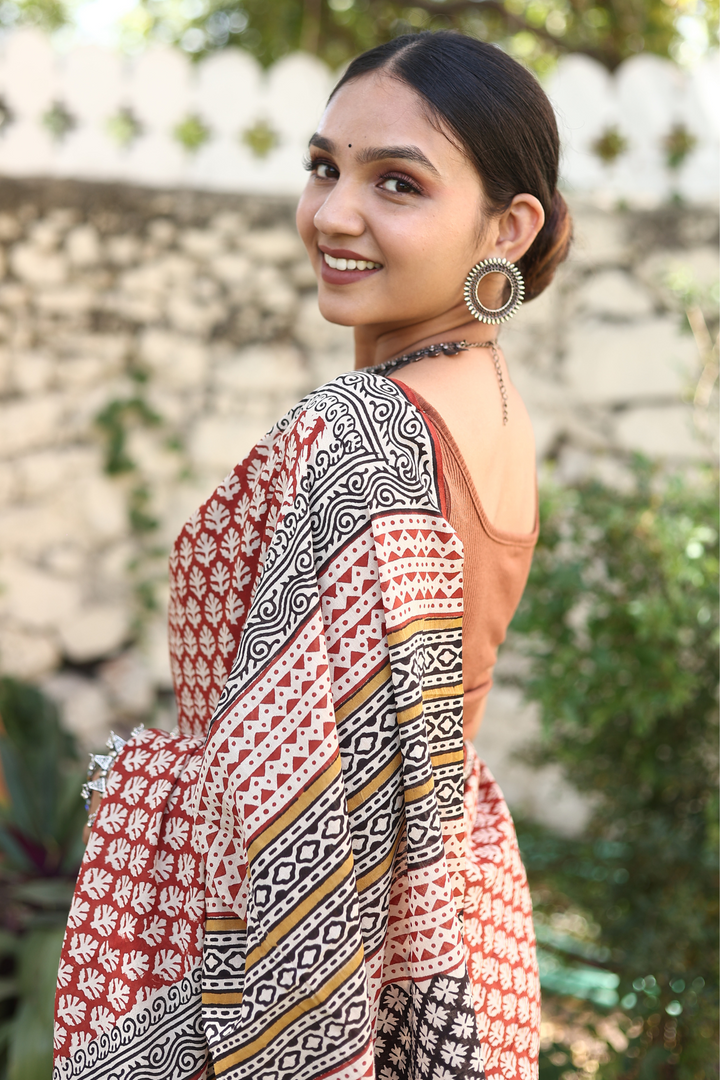 Mahroon Mulmul Cotton Hand-block Print Saree with Blouse Piece